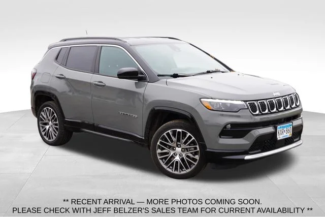 Used 2023 Gray Jeep Limited image 1
