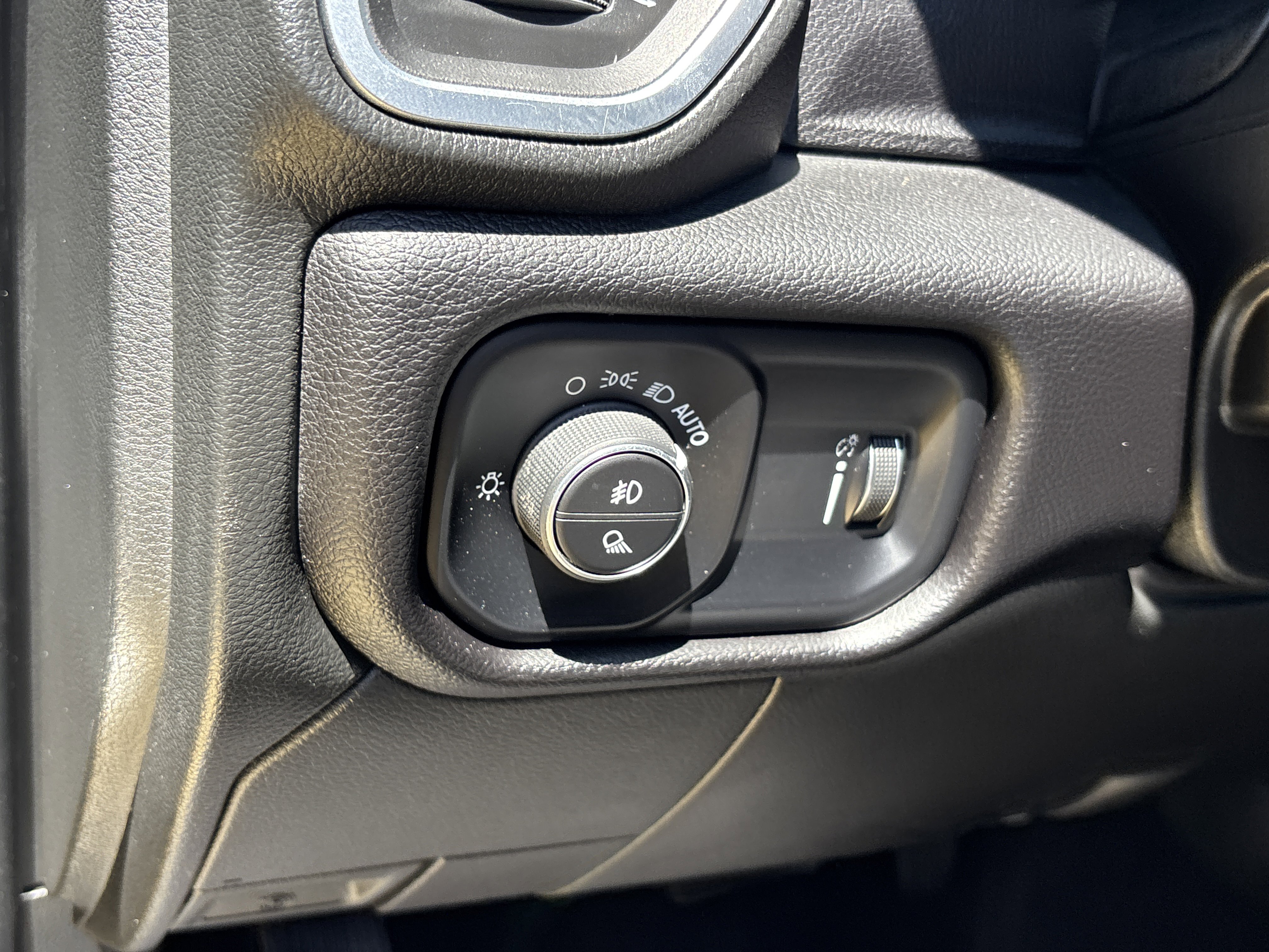 Used 2024  Ram Big Horn image 19