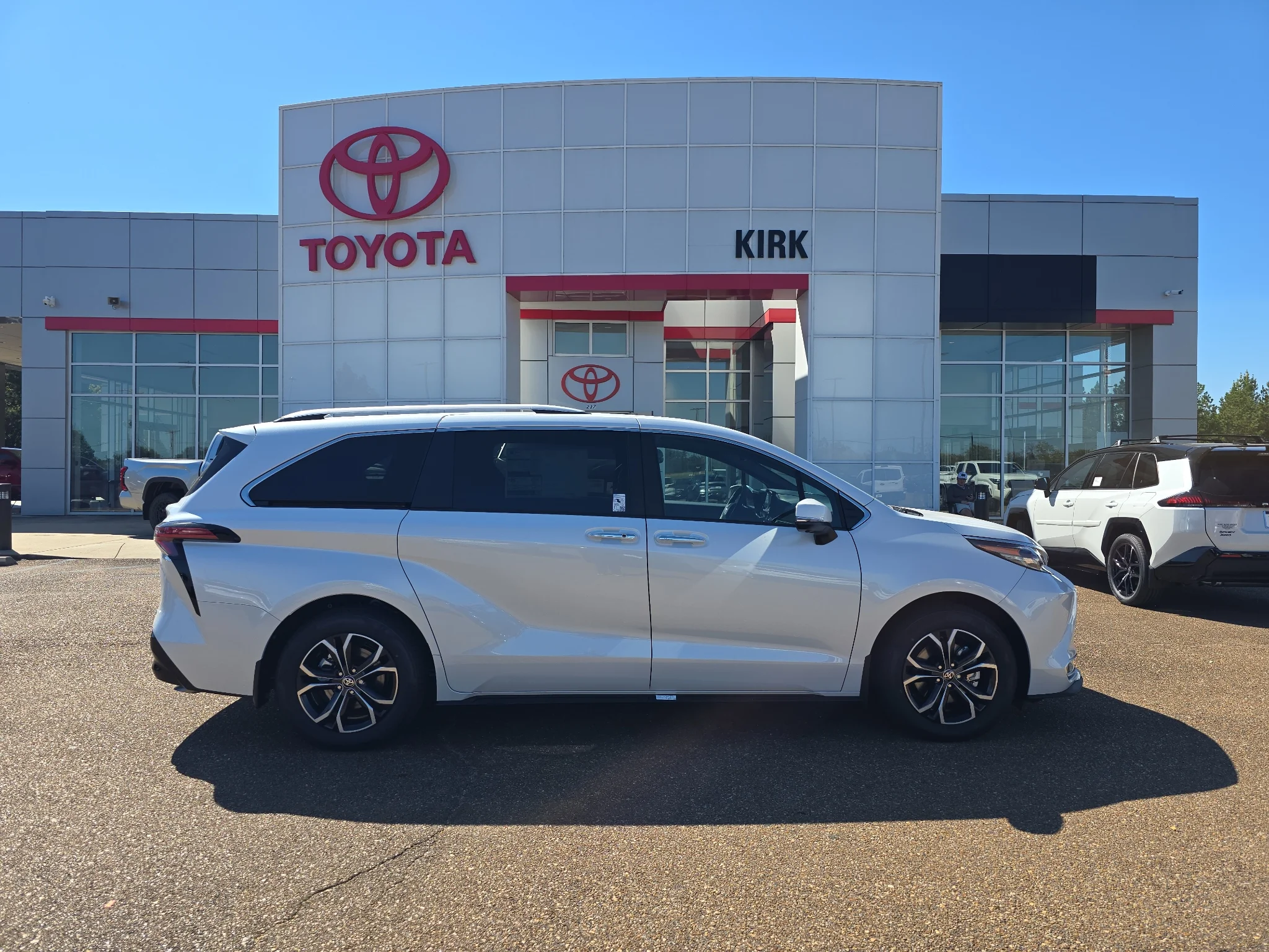 2026 Toyota Sienna Platinum