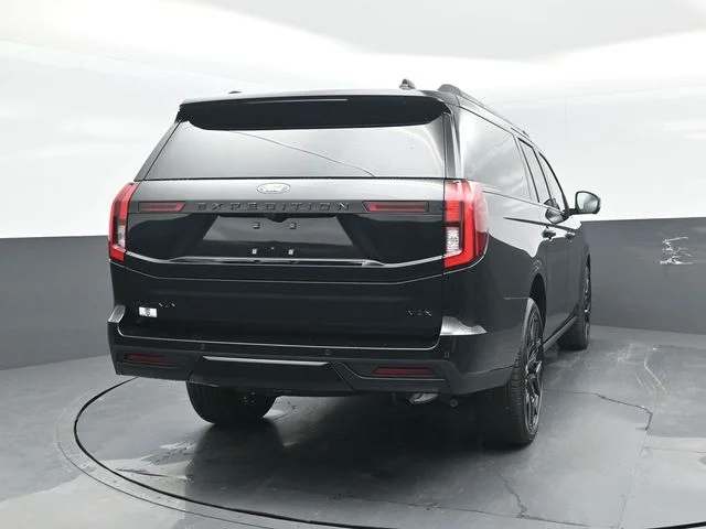 New 2026 Agate Black Metallic Ford MAX Platinum® image 22