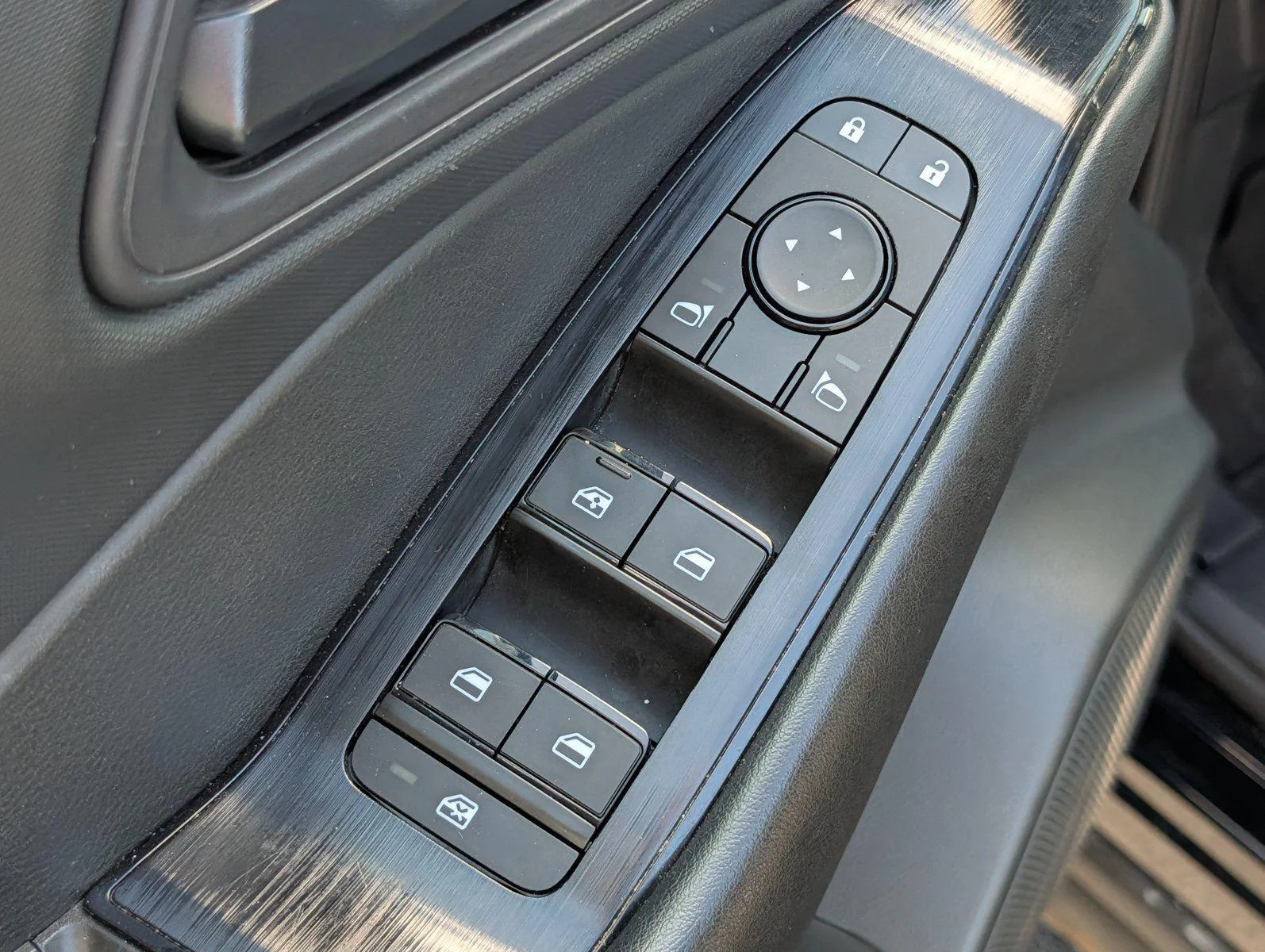Used 2024 Super Black Nissan S image 15