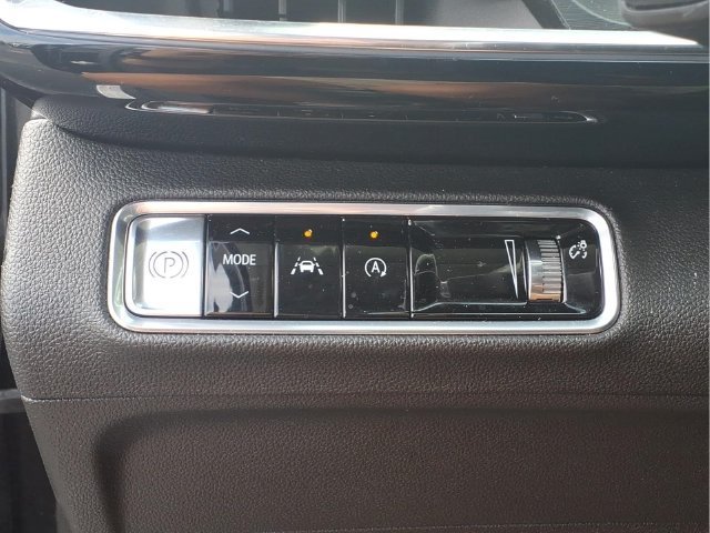 Used 2024 Ebony Twilight Metallic Buick Preferred image 11