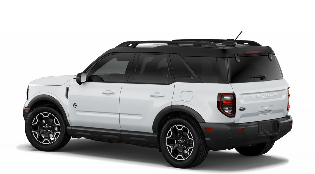 New 2026 OXFORD WHITE Ford Outer Banks image 2
