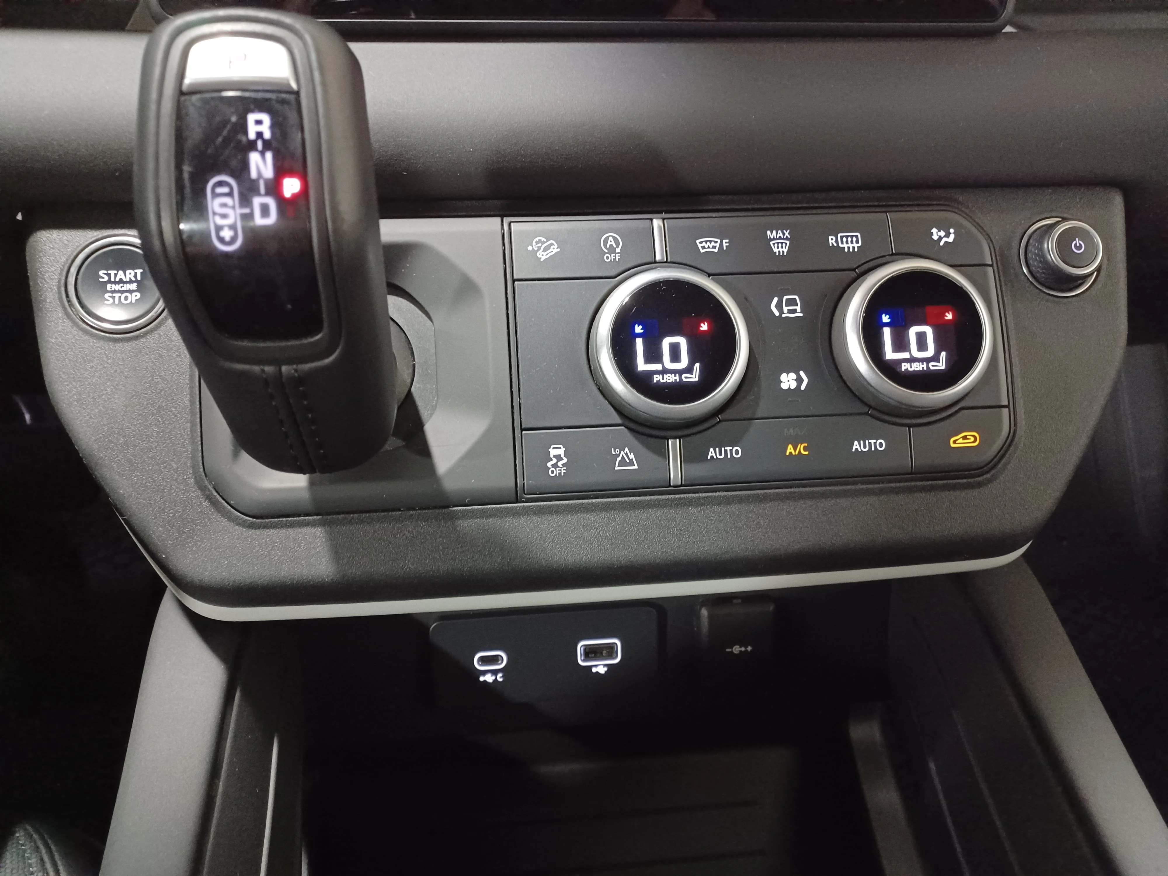 Certified Used 2024 Gray Land Rover X-Dynamic SE image 19