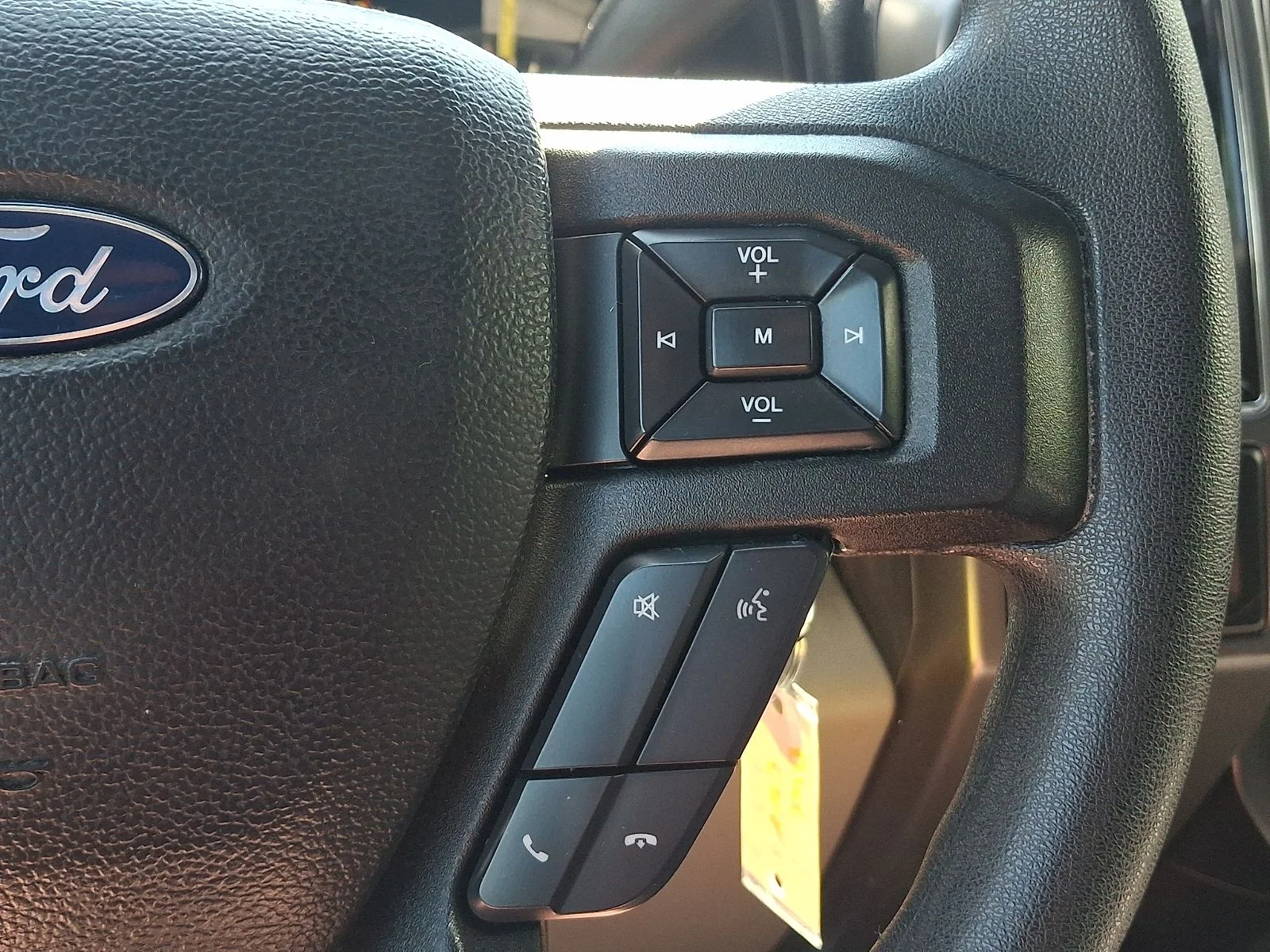 Used 2018 Silver Ford XLT image 22