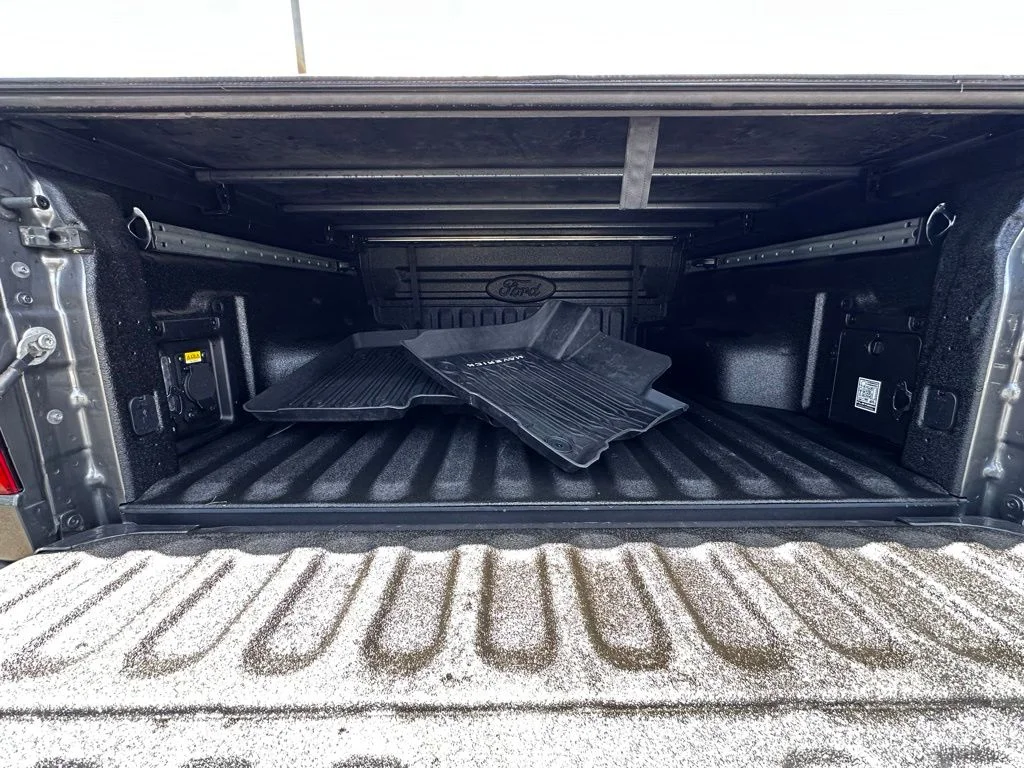 Used 2022 Gray Ford Lariat image 13