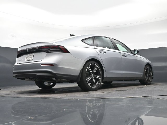 New 2026 Solar Silver Metallic Honda SE image 36