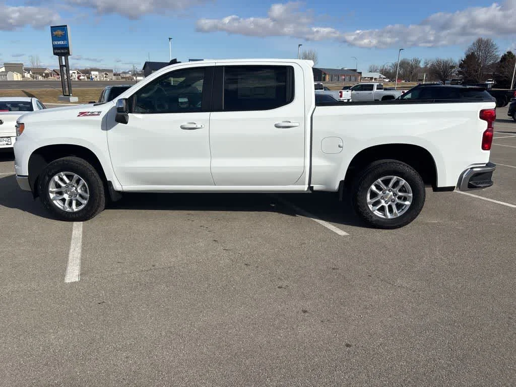 2026 Chevrolet Silverado 1500 LT - Photo 6