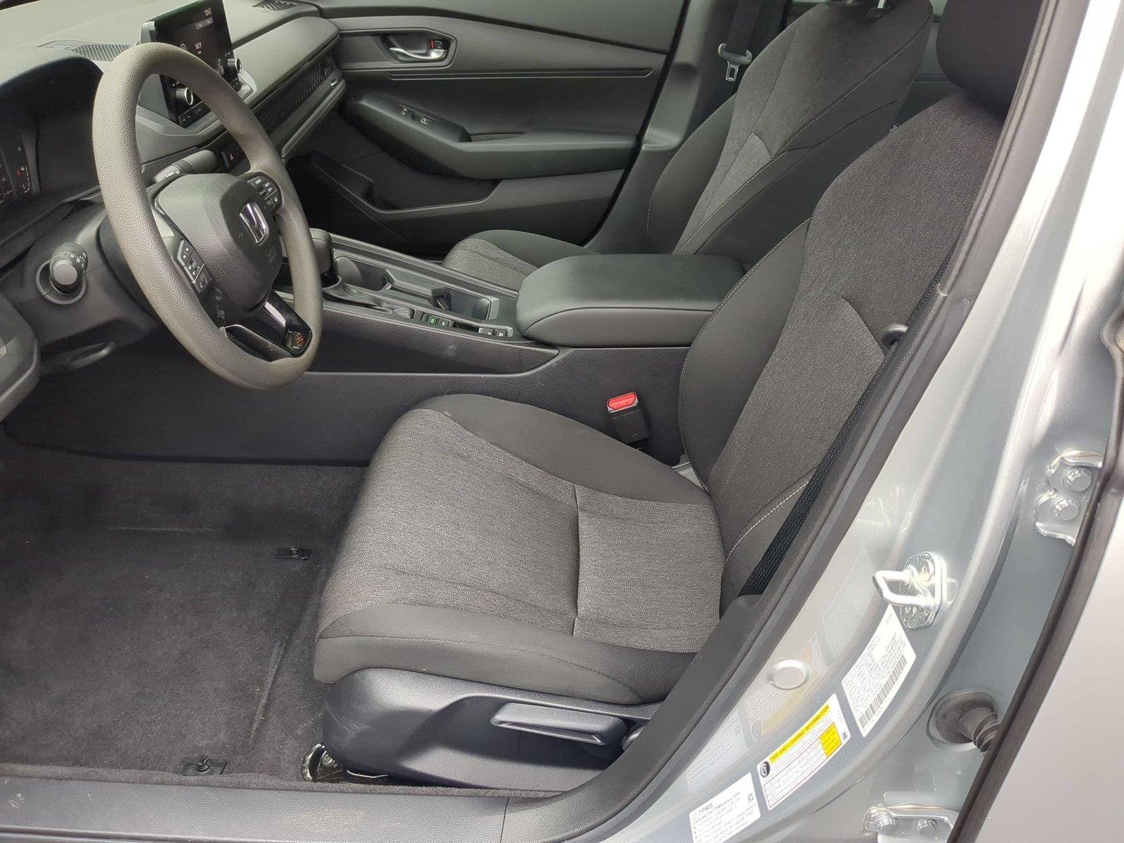 Used 2024 Solar Silver Metallic Honda LX image 17