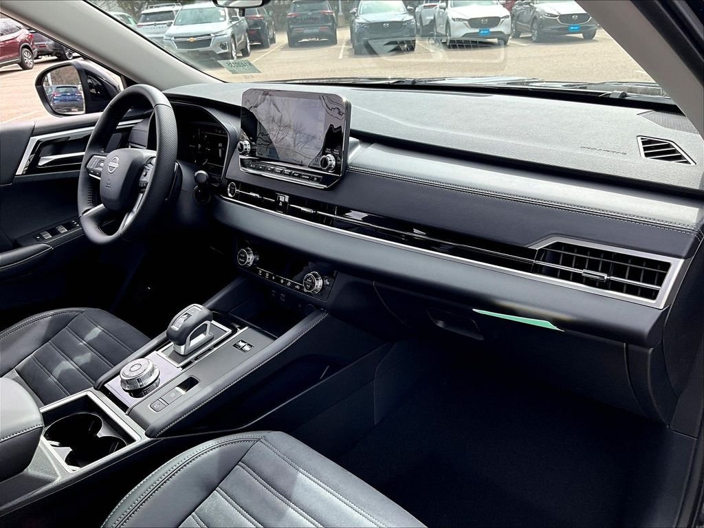 New 2026 Black Nissan SL image 10