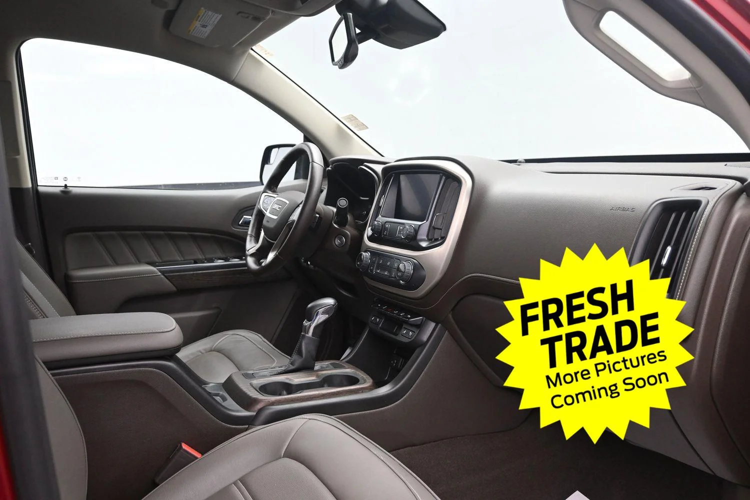 Used 2022                           GMC  image 11