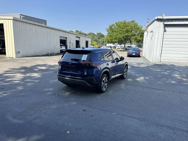 Used 2023 Blue Nissan SV image 5