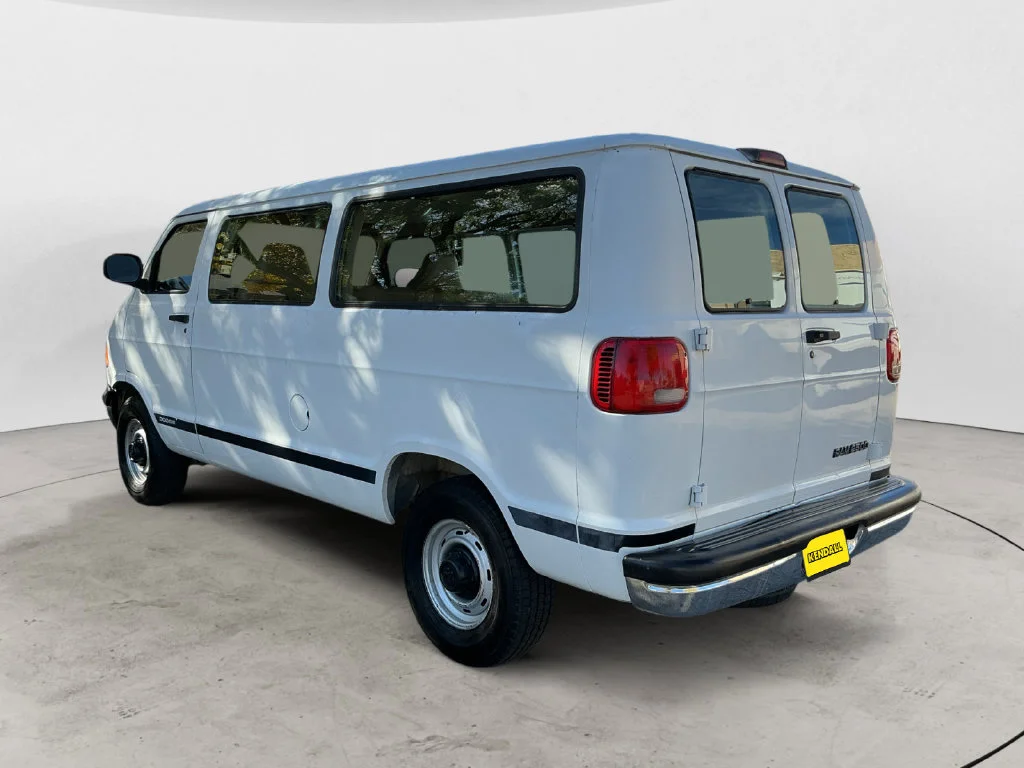 Used 2000 White Dodge Base image 7