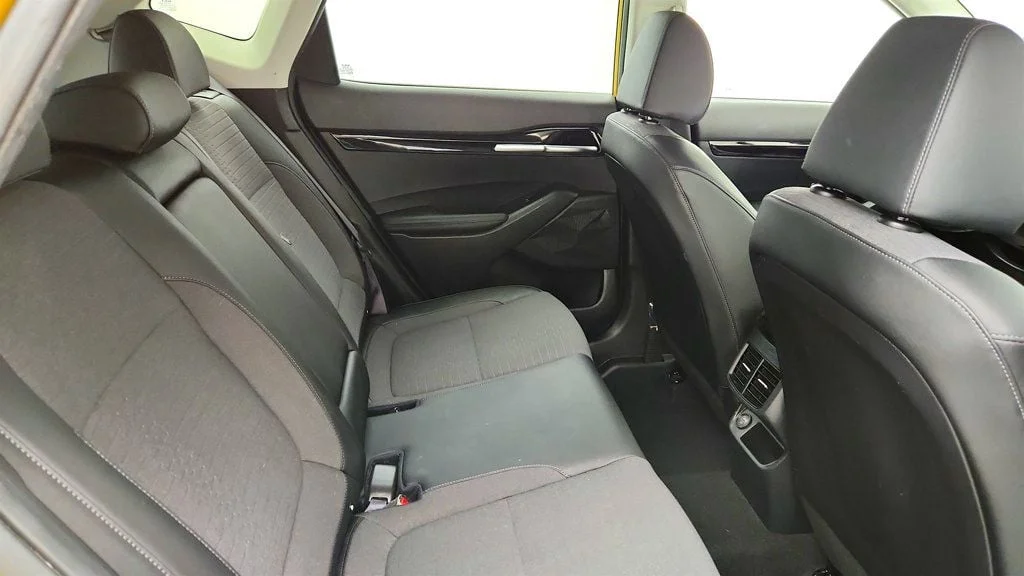Used 2023 Starbright Yellow/Black Roof Kia S IVT AWD w/ Navigation Pkg & Illuminated Sills image 22