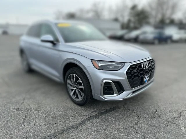 Used 2023 Silver Audi 45 S line Premium image 11