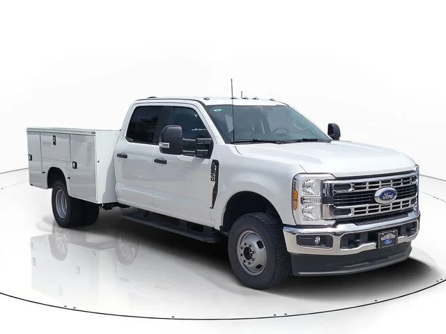 New 2026 Oxford White Ford XL image 3