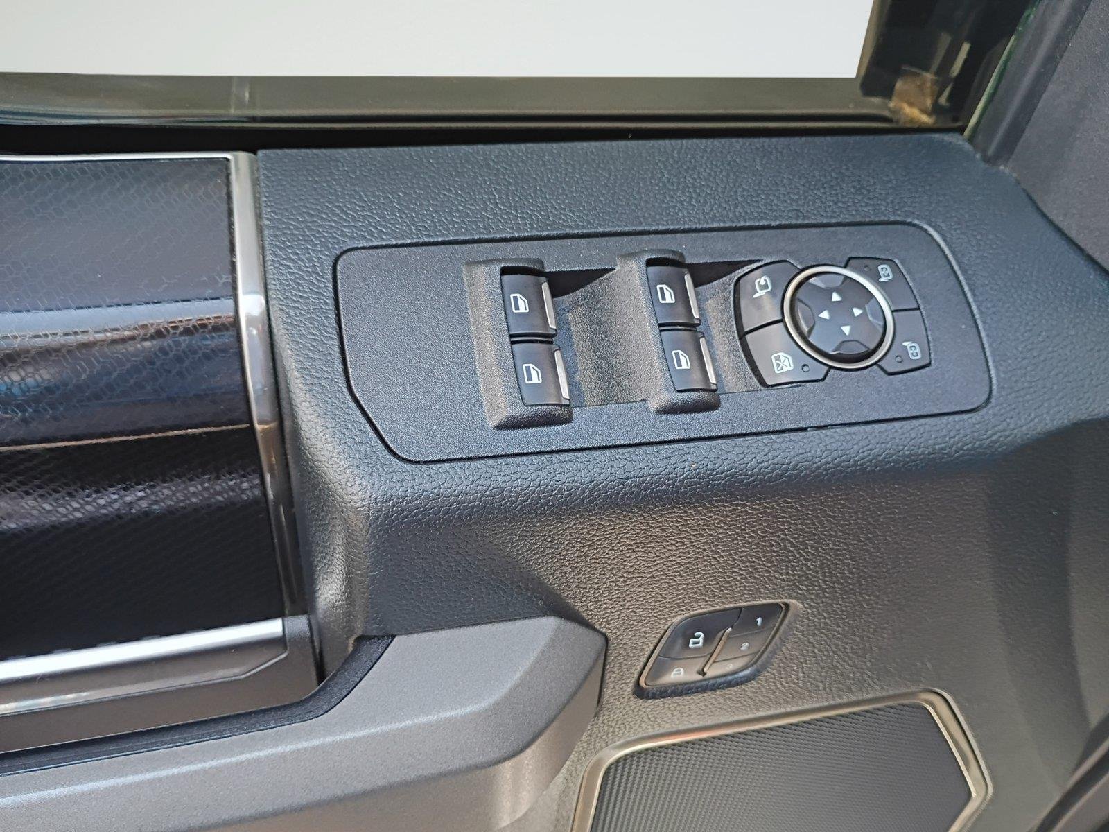 Used 2018 Oxford White Ford Raptor image 10