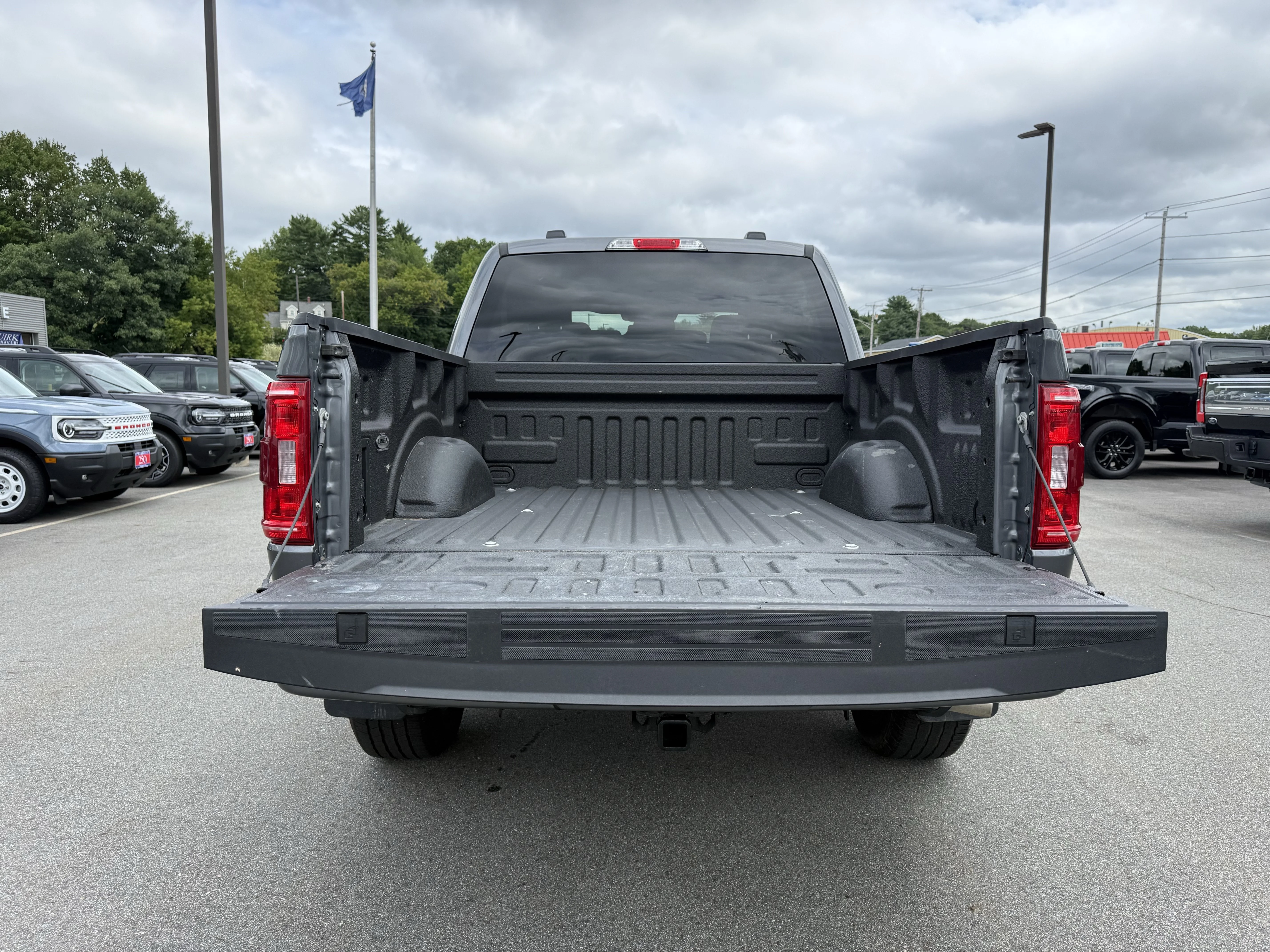 Used 2023 Carbonized Gray M Ford XLT image 8