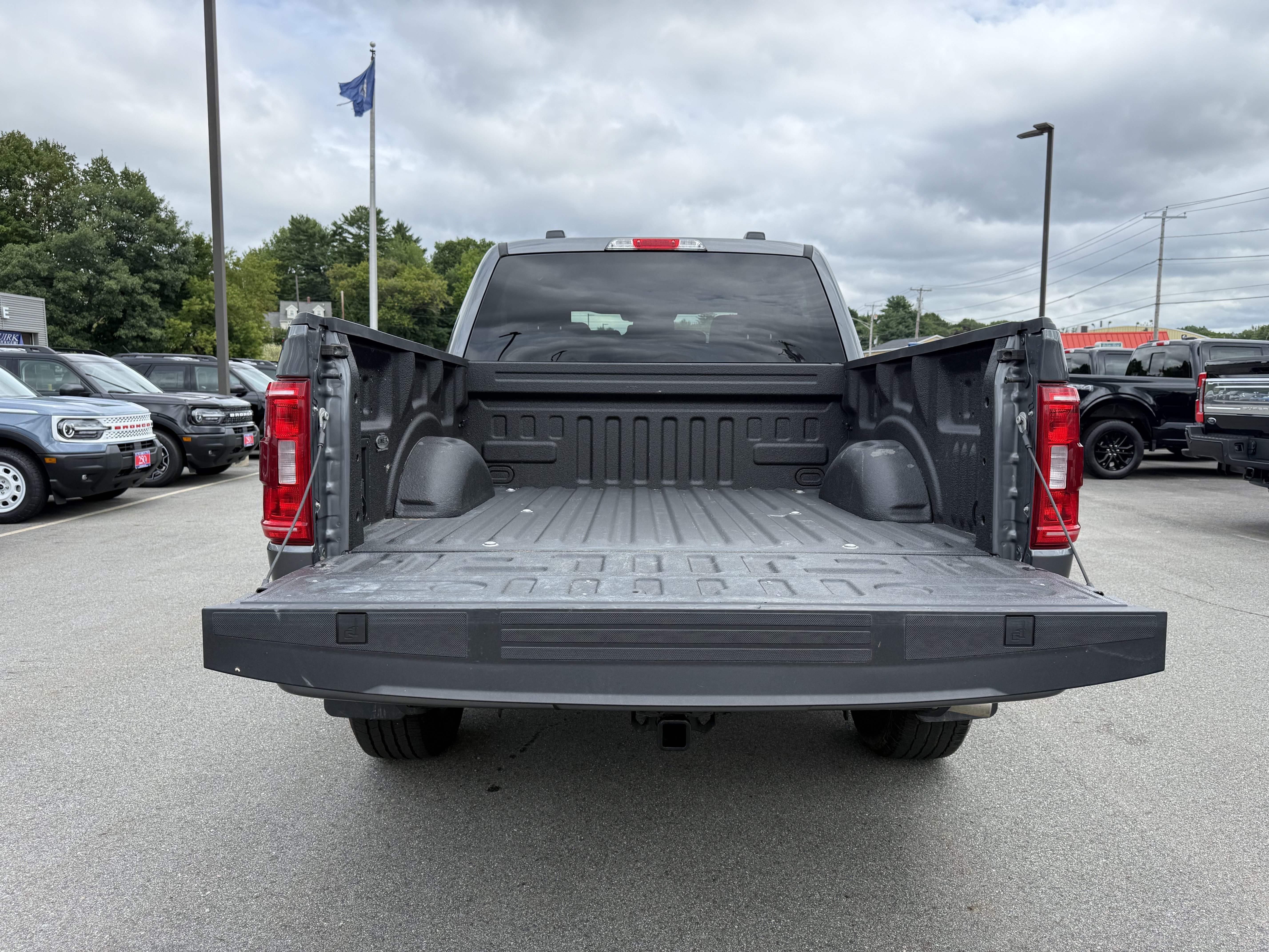 Used 2023 Carbonized Gray M Ford XLT image 8