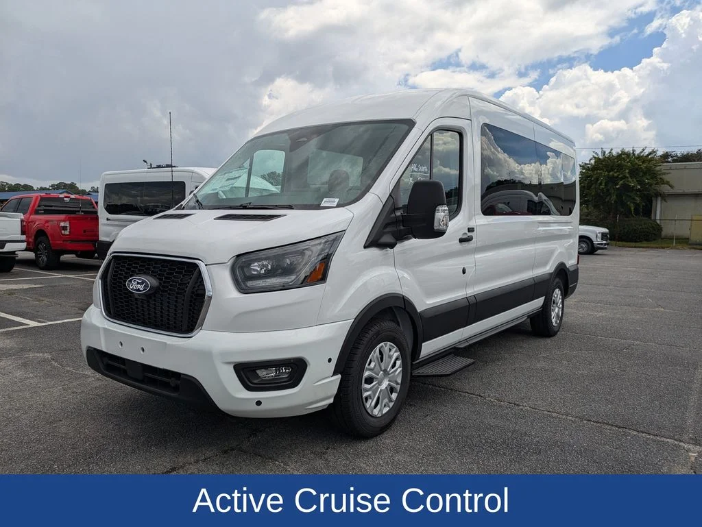 New 2026 Oxford White Ford XLT image 8