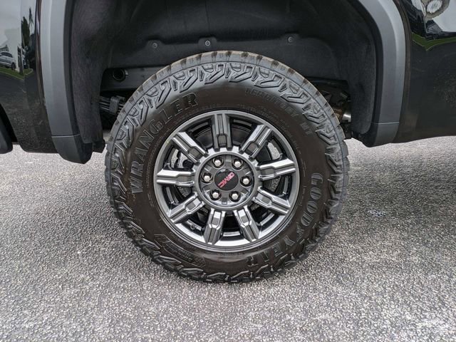 2026 GMC Sierra 1500 AT4X - Photo 13