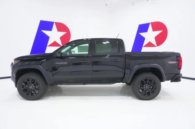 2026 Chevrolet Colorado Trail Boss - Photo 12