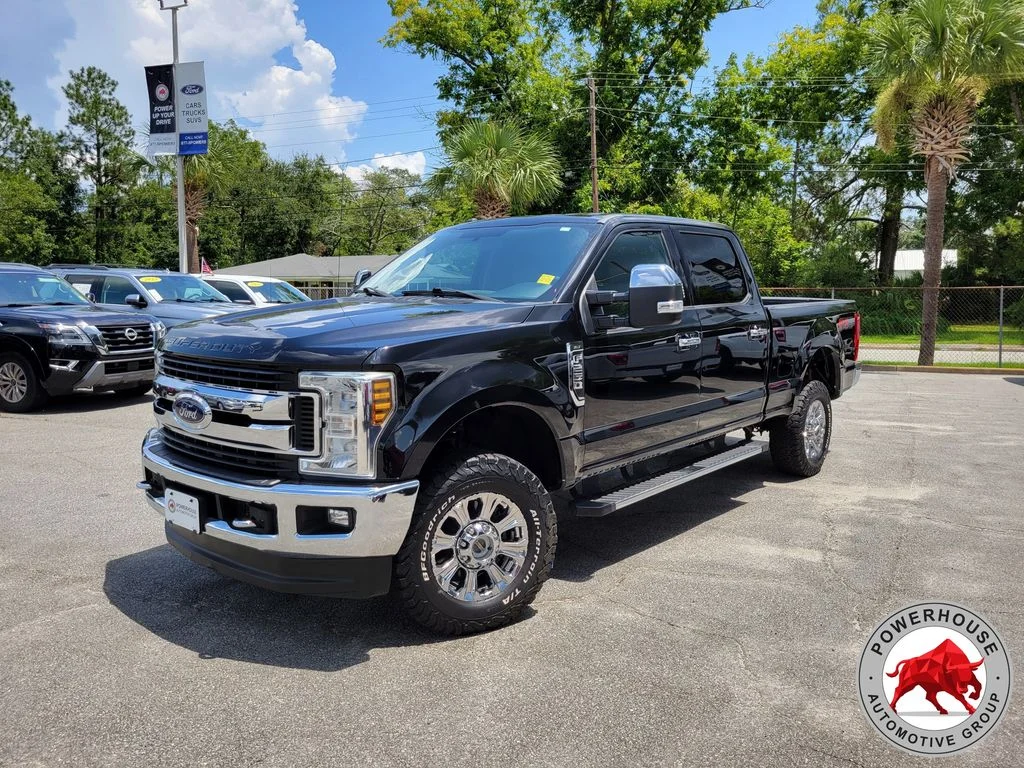 Used 2018 Black Ford XLT image 1