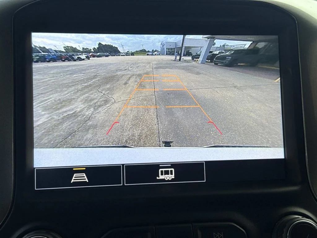 Used 2021 White Chevrolet RST image 49