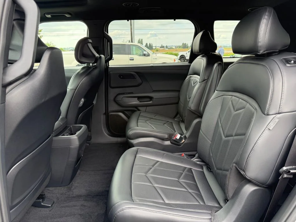 New 2027 Wolf Gray Kia X-Line SX image 15