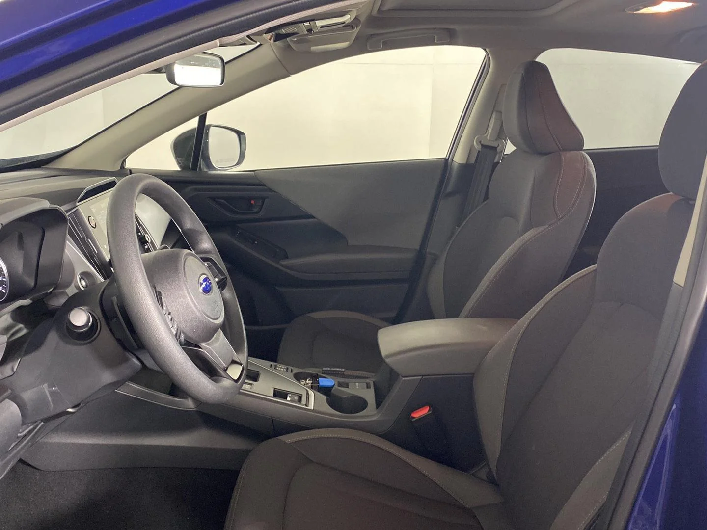 Used 2025 Sapphire Blue Pearl Subaru Premium image 14