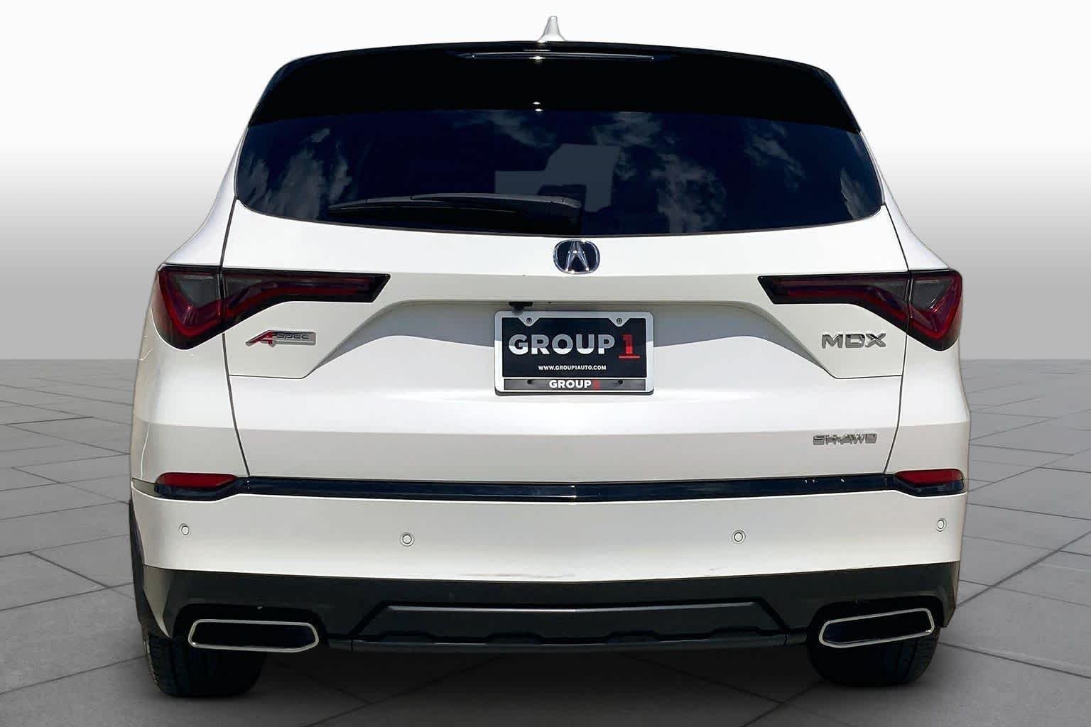 Used 2024 Platinum White Pearl Acura w/A-Spec Package image 5