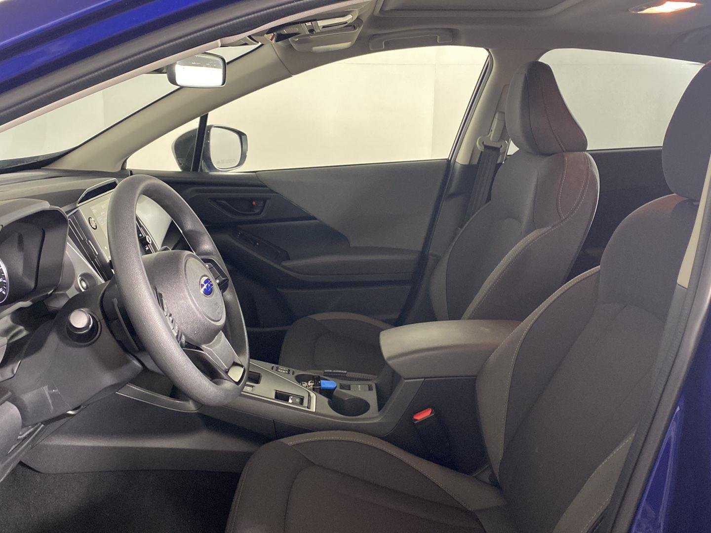 Used 2025 Sapphire Blue Pearl Subaru Premium image 14