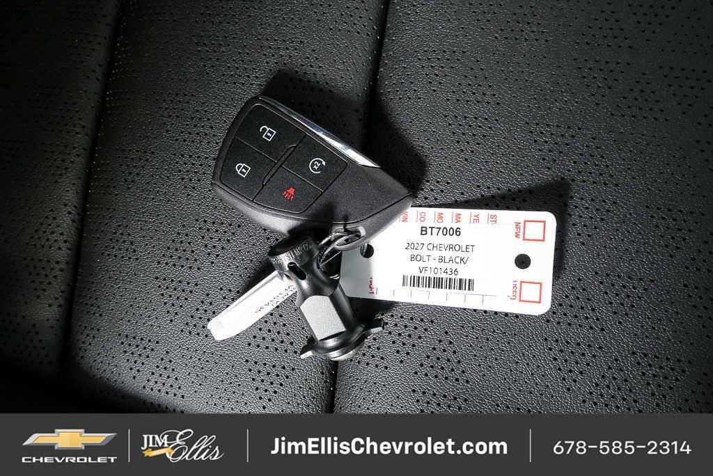 2027 Chevrolet Bolt RS - Photo 24