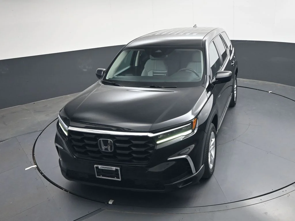 Used 2023 Crystal Black Pearl Honda LX image 23