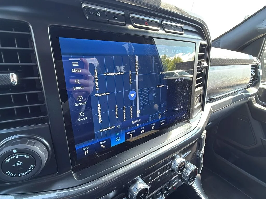 Used 2021 Agate Black Metallic Ford XLT image 19