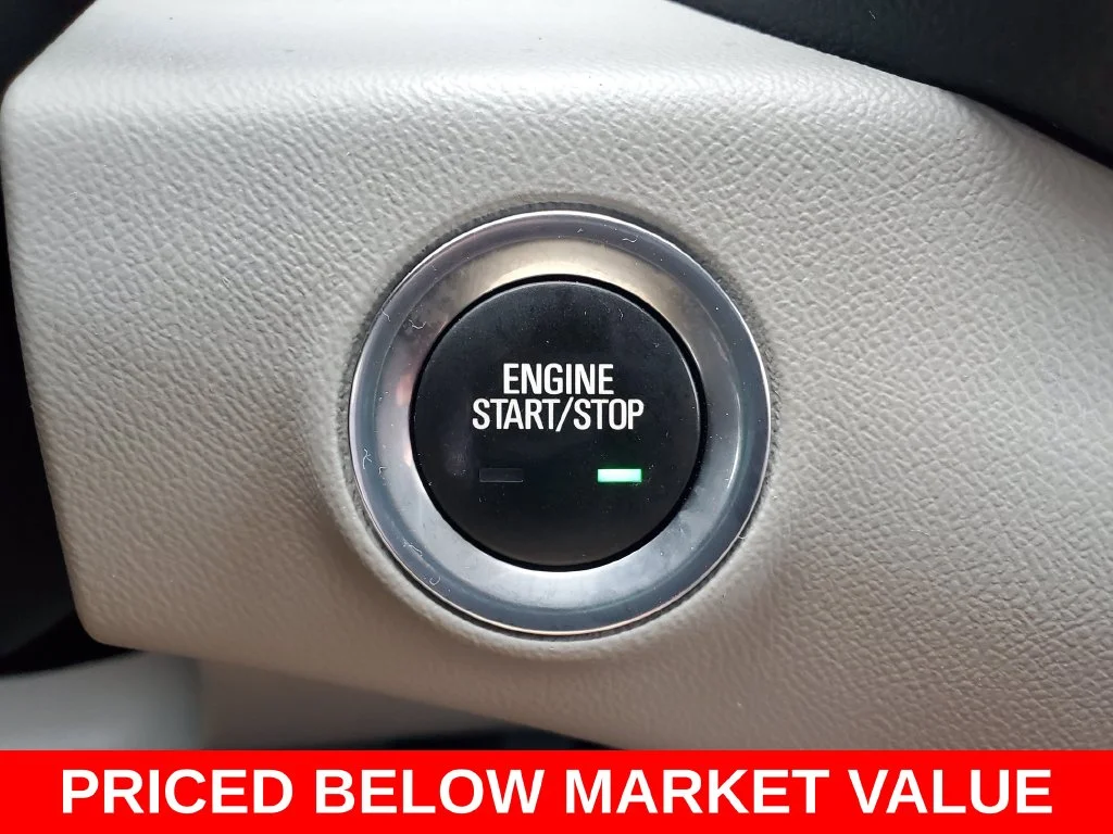 Used 2020 Gray GMC SLE image 12
