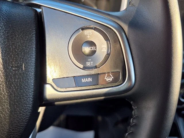 Used 2018  Honda EX-L image 23