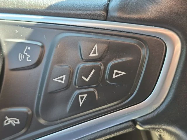 Used 2018 Silver Chevrolet LT image 15