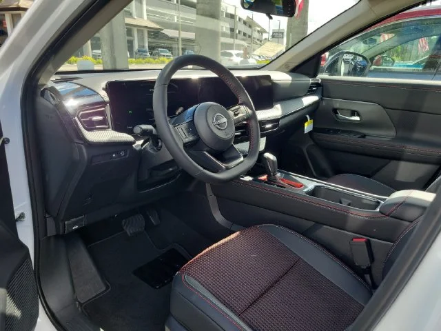 New 2027 Aspen White TriCoat Nissan SR image 9