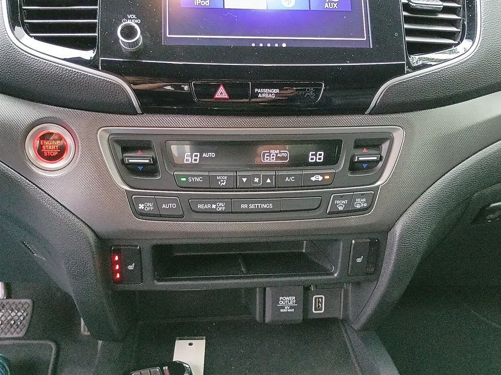 Certified Used 2023 Crystal Black Pearl Honda RTL image 19