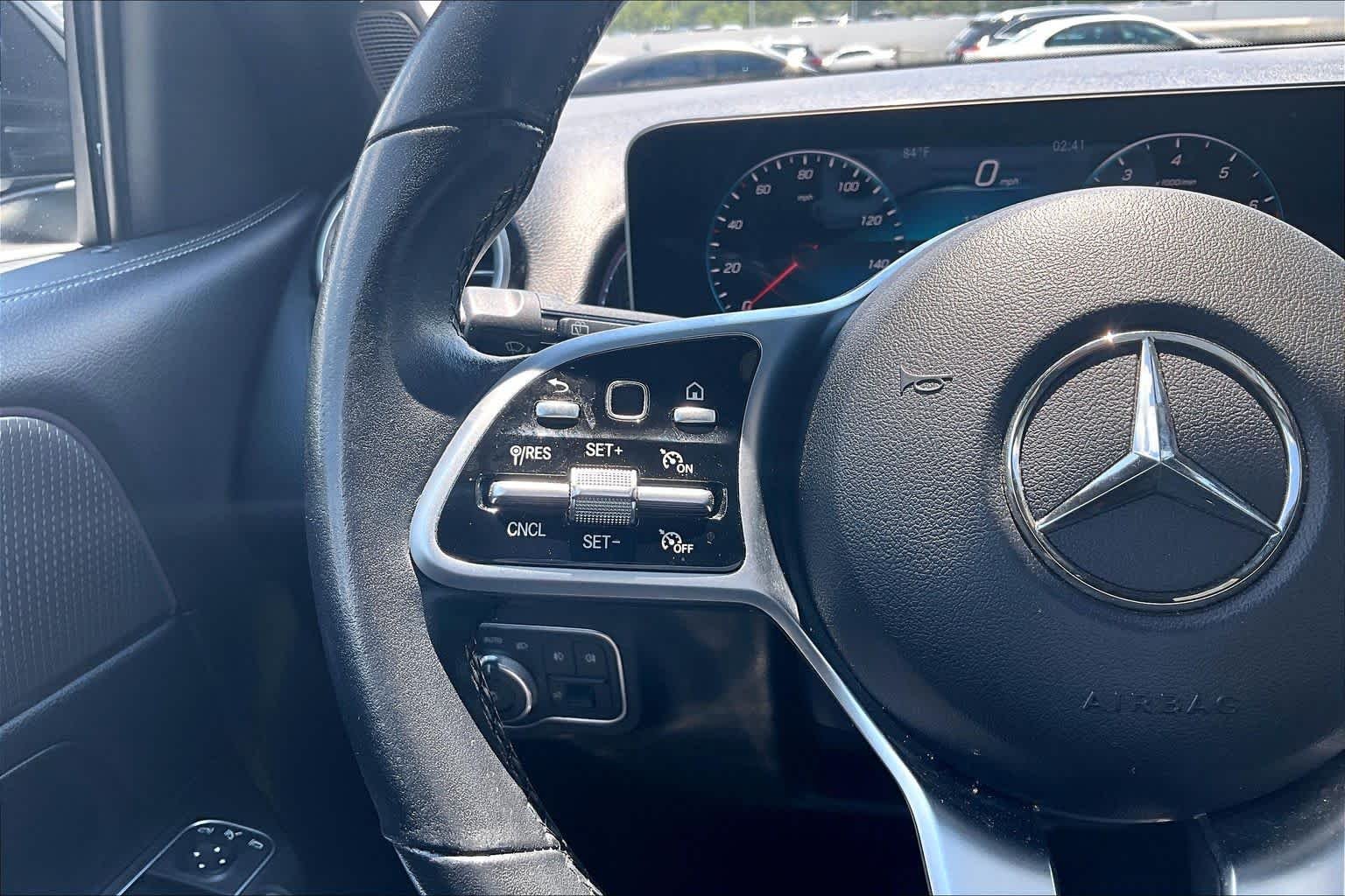 Used 2021 Night Black Mercedes-Benz GLB 250 image 23
