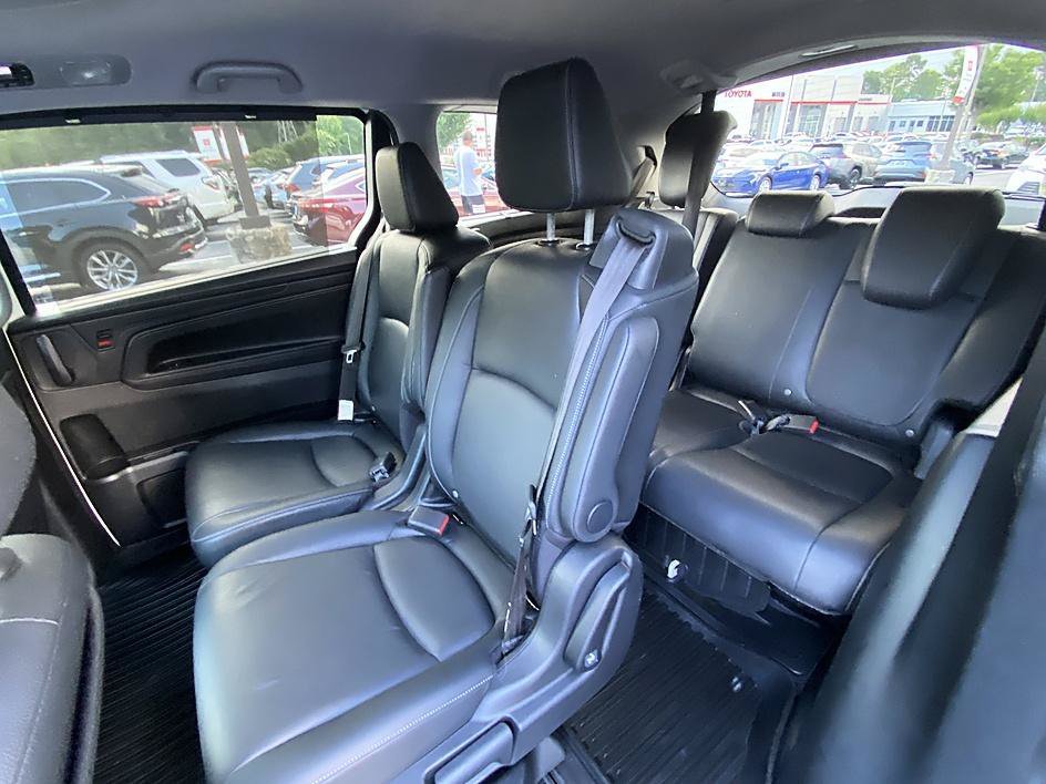 Used 2024 Platinum White Pearl Honda Touring image 11