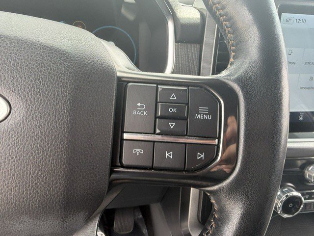 Used 2022 Black Metallic Ford Platinum image 19