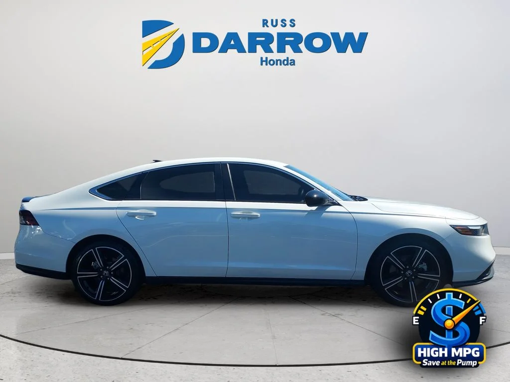 Certified Used 2025 White Honda Sport image 6