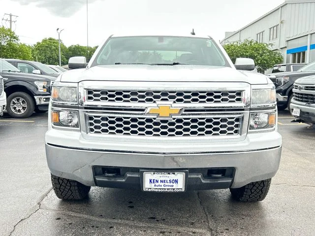 Used 2015 Chevrolet Silverado 1500 LT with VIN 3GCUKREH0FG380833 for sale in Dixon, IL