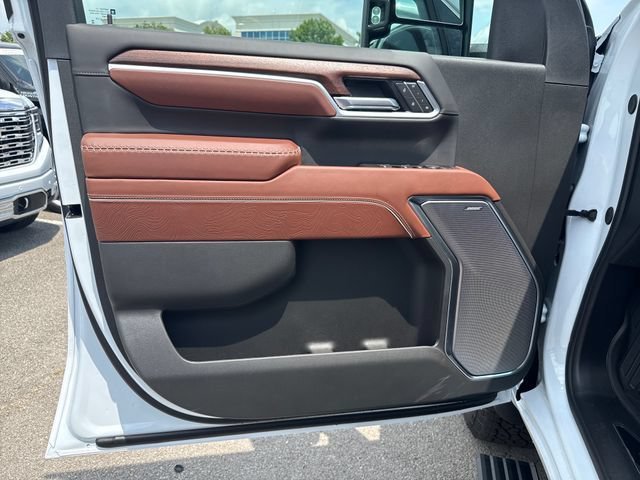 New 2026 Glacier White Tricoat GMC Denali Ultimate image 12
