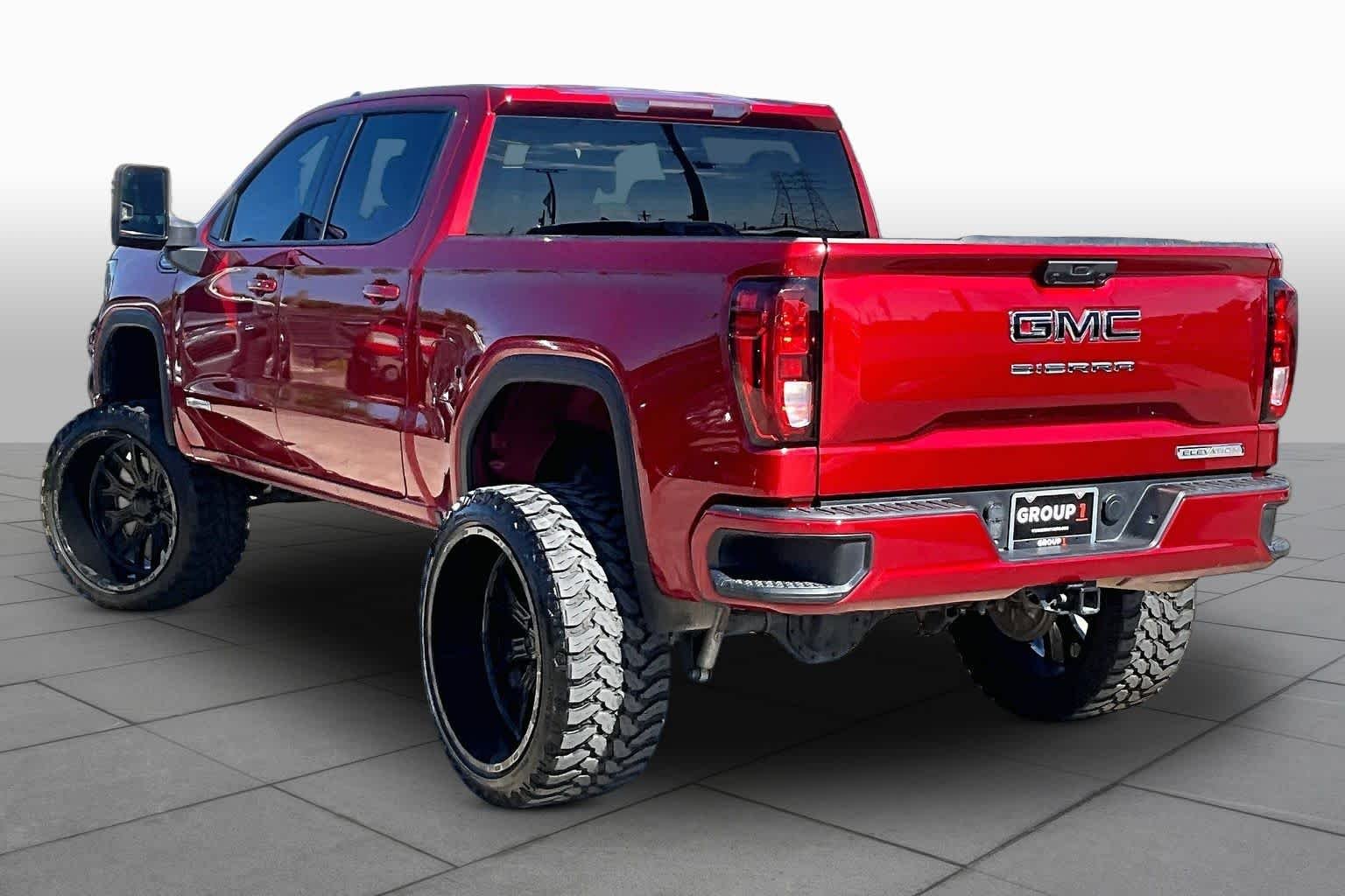 Used 2024 Volcanic Red Tintcoat GMC Elevation image 12
