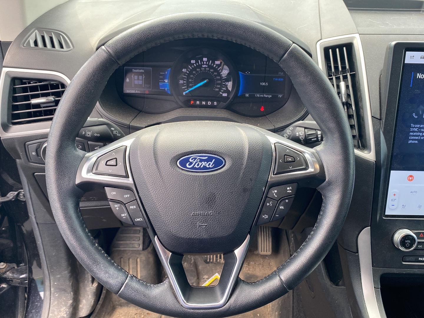 Used 2022 Agate Black Ford SEL image 17