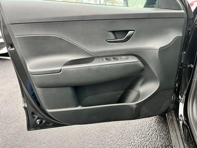 New 2026 Black Hyundai SE FWD image 16