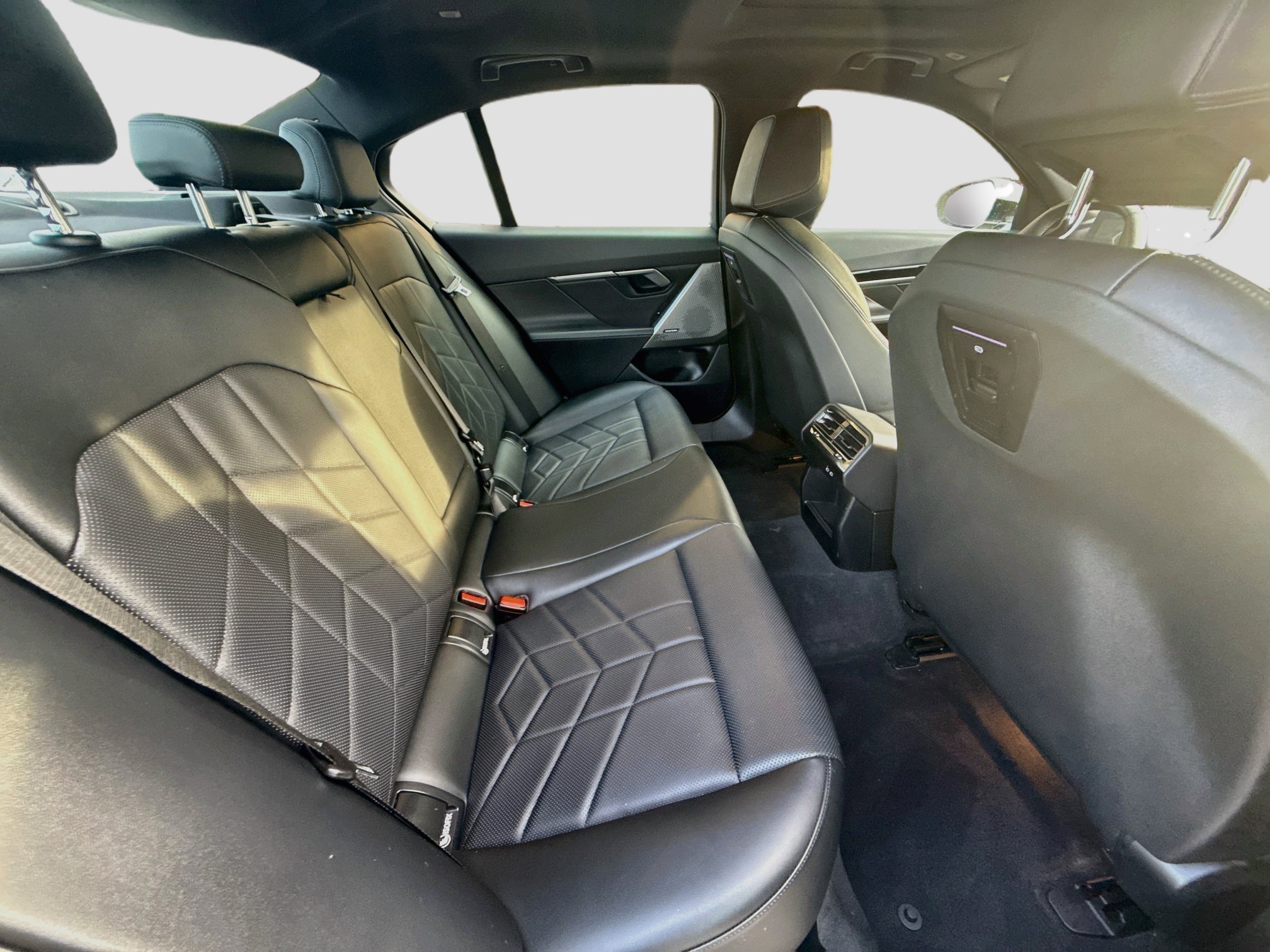 2024 BMW 5 Series 530i - Photo 27